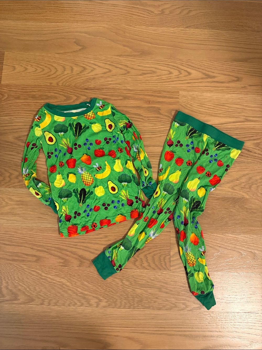 Little sleepies Green Fruit & Veggie Print Pajama Set 2T